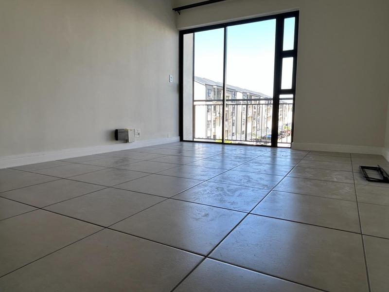 To Let 1 Bedroom Property for Rent in Sandown Western Cape